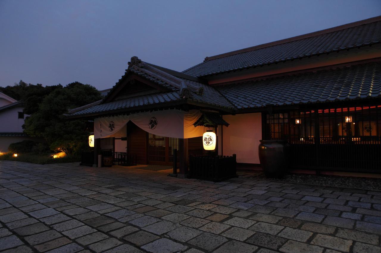 ホテル 葛城北の丸 袋井市 エクステリア 写真