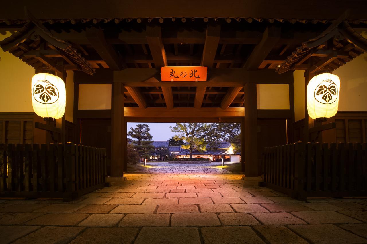 ホテル 葛城北の丸 袋井市 エクステリア 写真